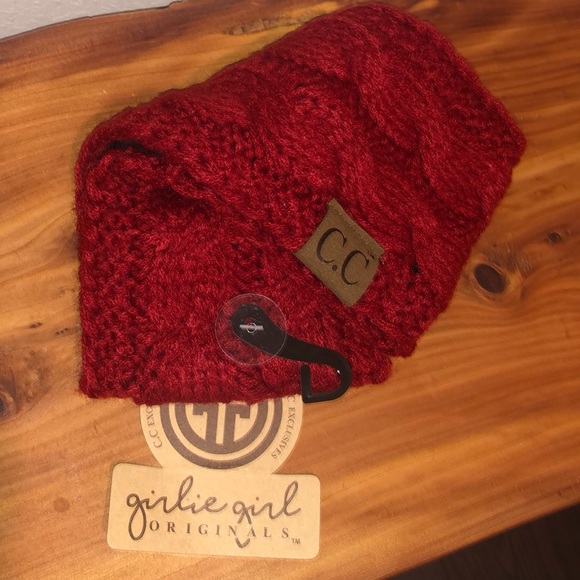 NWT Red Knit Headband w/ Sherpa Lining - Picture 1 of 5